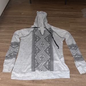 Hoodie. Good condition. Worn a few times. Nice pattern.